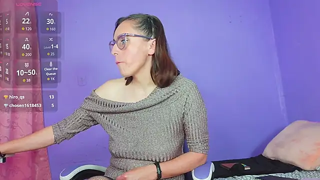 Ava_Raye webcam