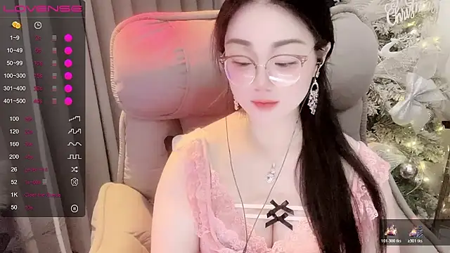 Monica-666888- webcam