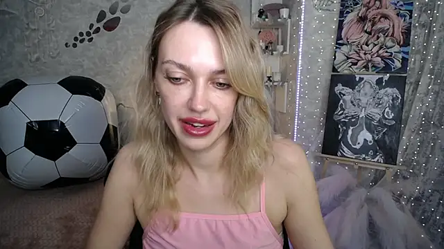 NickyAdamidi webcam