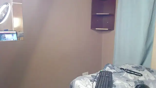 Thique_DollX webcam