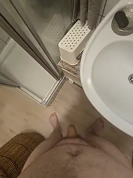 XlucraschX webcam