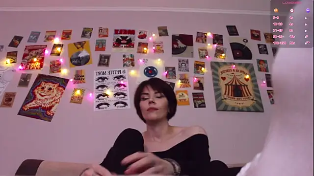 Luna_Blake webcam