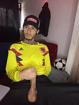 Tattoboy19cm webcam