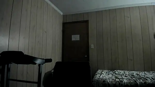 NaturalBeautyQueen webcam