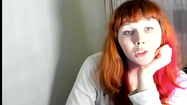 AlexaGudz webcam