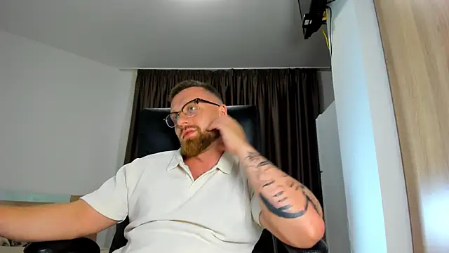 Findom_guy webcam