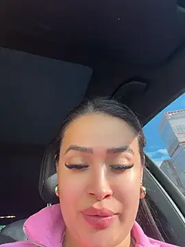 Sara_fun's live cam