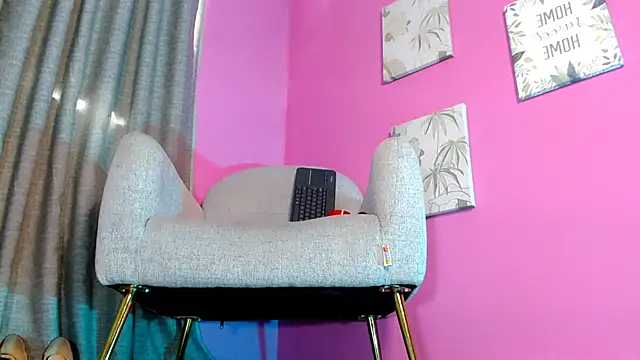 emily_ox0 webcam