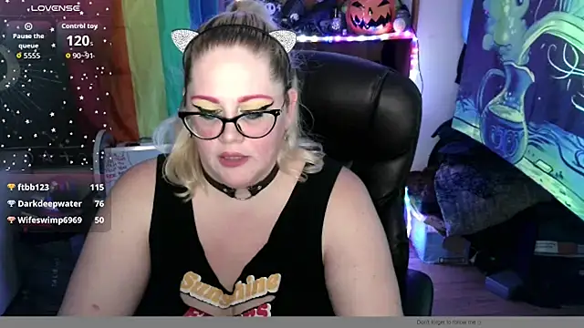 Kinky_Witch webcam
