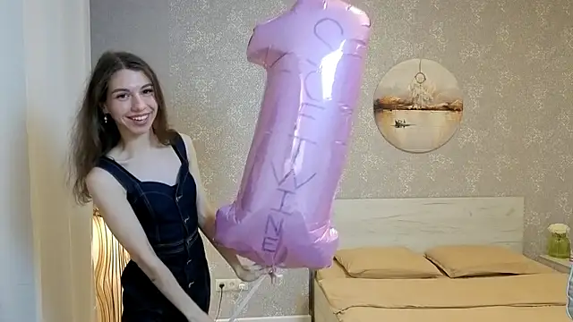 KellyShines webcam