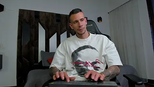 J_king__ webcam