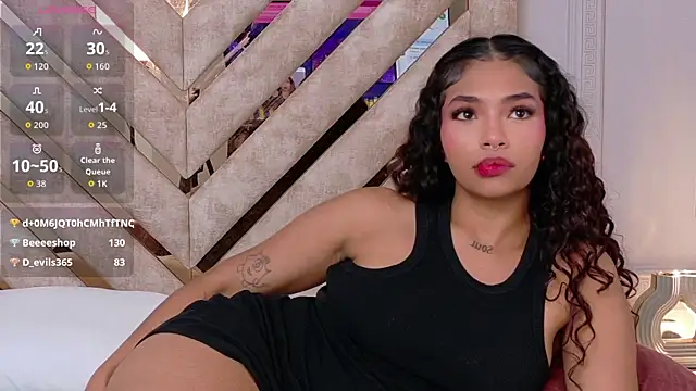 Scarlett-Banner webcam