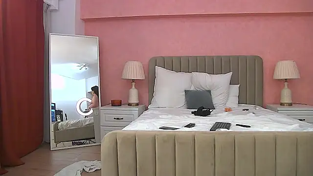 Tessa_Bloom webcam