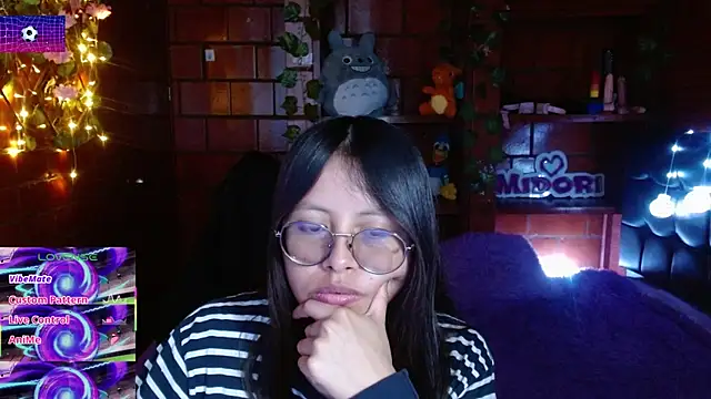 MidoriQuiinn webcam