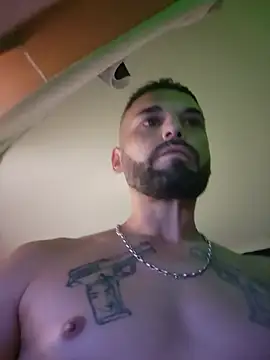 Titiladinguerie13 live sex cam