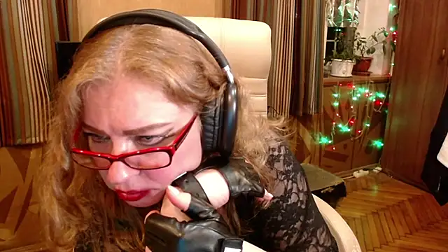 Miss_Tress webcam