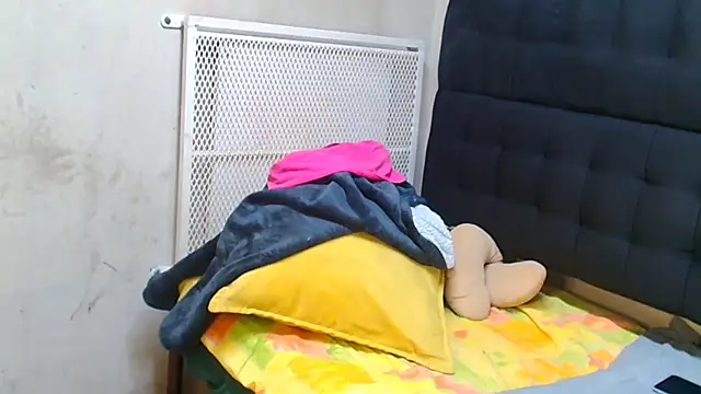 SlenderMatureMilfx webcam