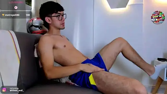 etham_wolf1 webcam