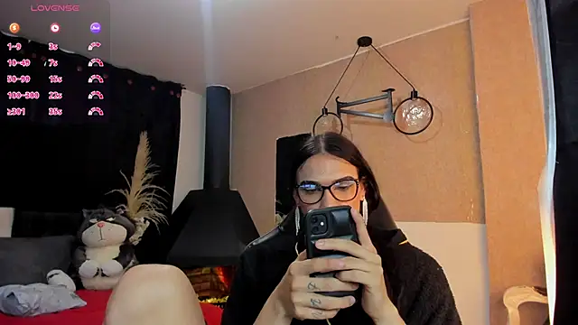 Modella: Almaazz