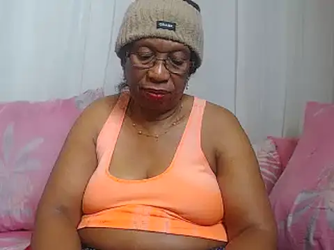 Freakyassnwildx