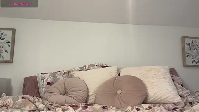 sarahinparadise webcam