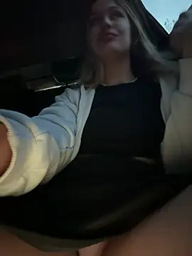 blonde_exe webcam