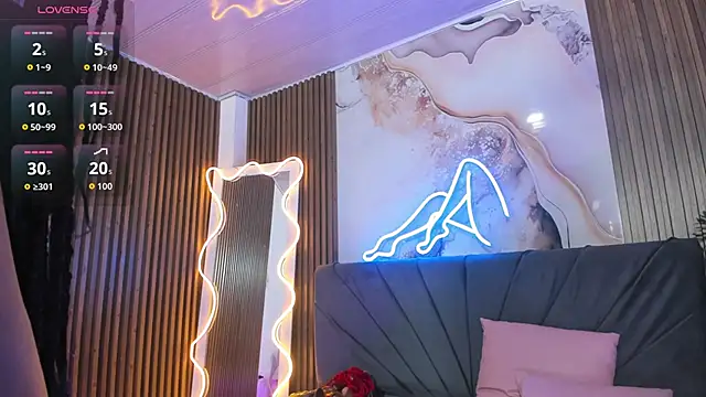 Watch CRISTALBROKE_TAY live on EroticFlix - High definition streams