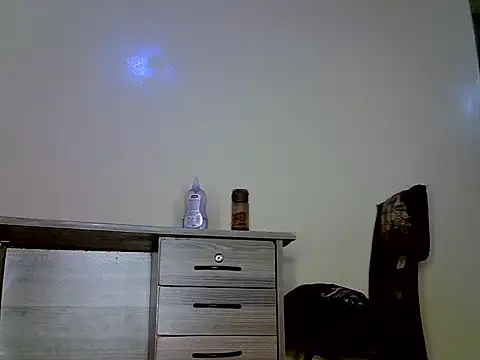 sweets_vibes webcam
