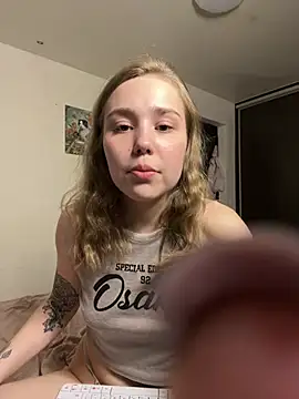 bad_habit_babe webcam