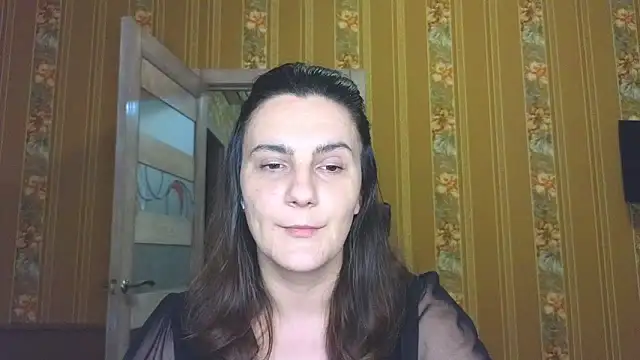 warm_pearl webcam