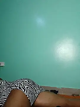 Lightskinbae live sex cam