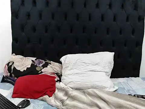 Dope_Chick live cam on StripChat