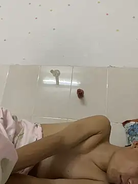 Mr_iphone11 webcam