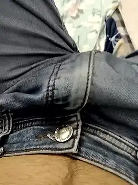 Rocky-badboy_cum4me webcam