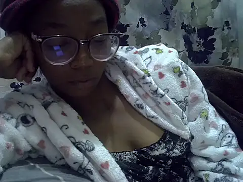 elianehot - ElianeHot's free webcam - UK Sex Cams