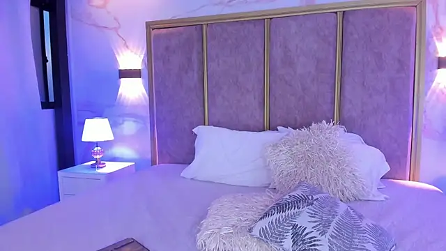 LolaGray__ webcam