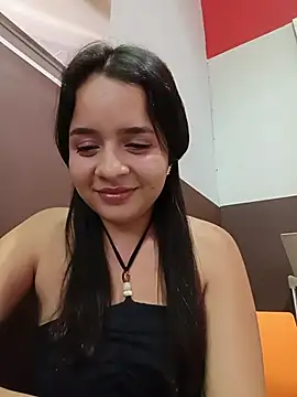 Julieth_hot-69