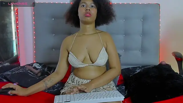 tatianasquirthot webcam