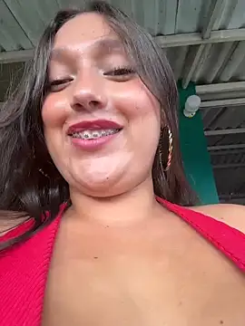 naughty-samanta-'s live room