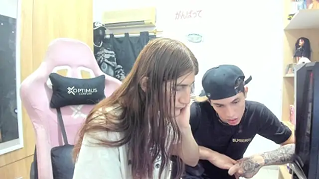 Pride_couple webcam