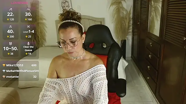 AfroditaSelena_ webcam