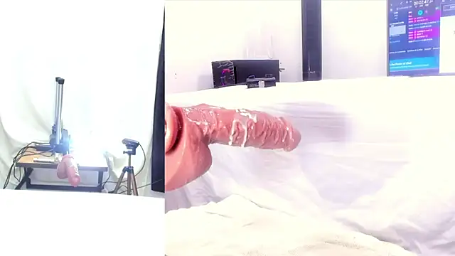 _Lia__Stone webcam