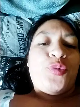 LatinSquirtBaby webcam