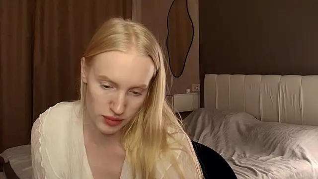 Miss_EliizaShy preview