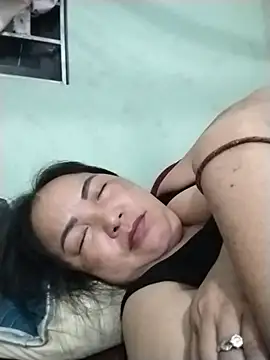 Naaya8109 webcam