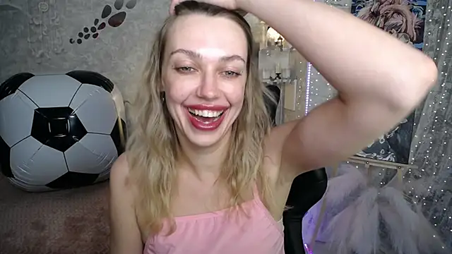 nickyadamidi - NickyAdamidi's free webcam - UK Sex Cams