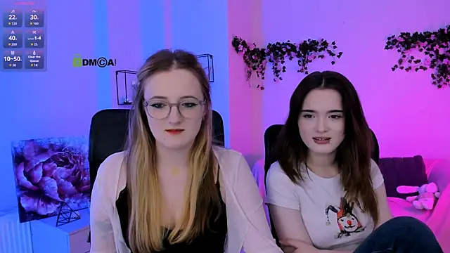 liana_kisses webcam