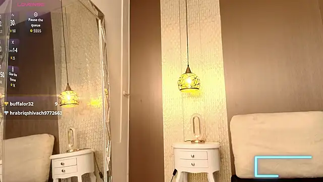 Tiifany_Baker webcam