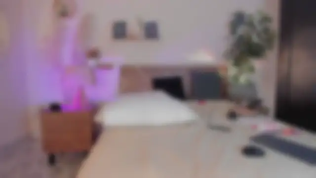 YariRose webcam