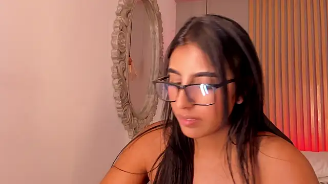 victoria_figueroa webcam